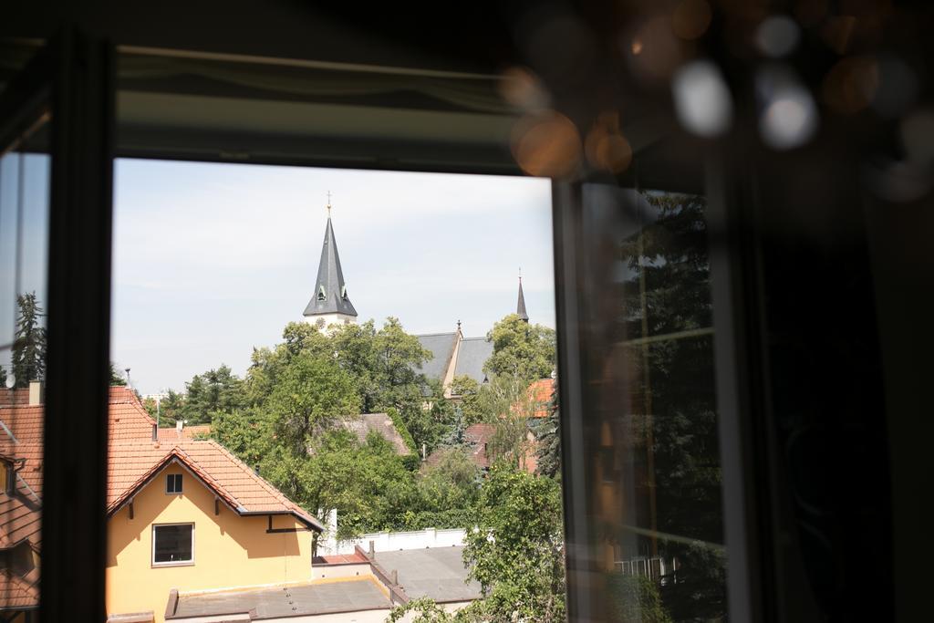 Hotel Golfi Podebrady Luaran gambar