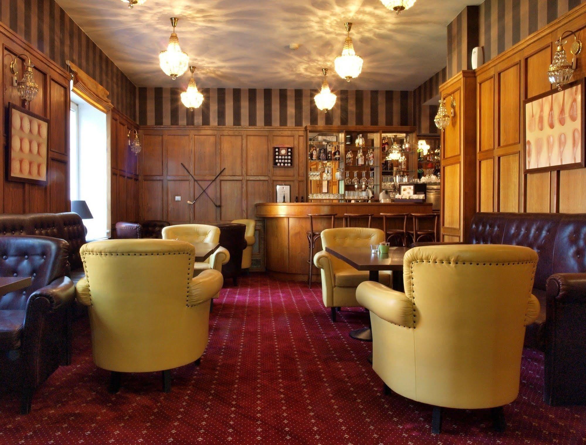 Hotel Golfi Podebrady Luaran gambar