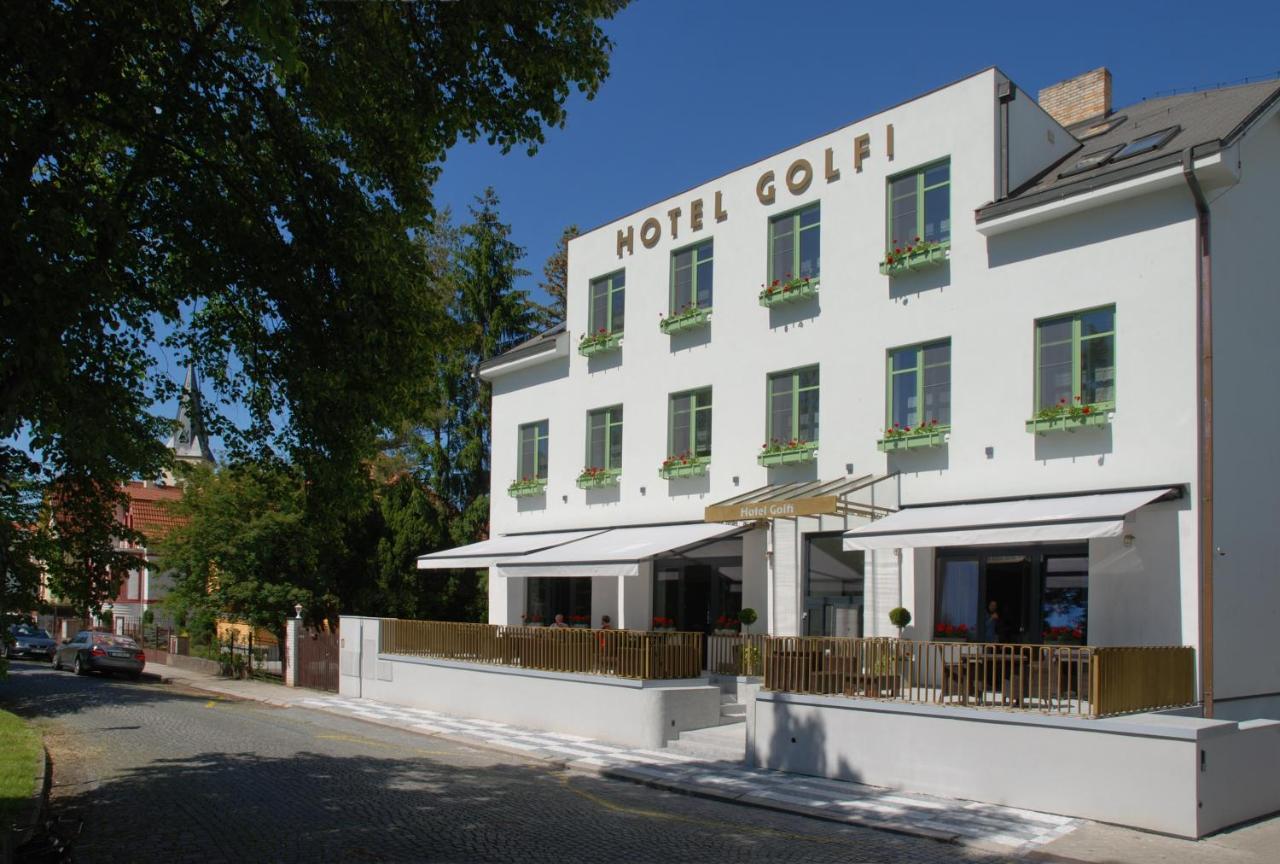 Hotel Golfi Podebrady Luaran gambar